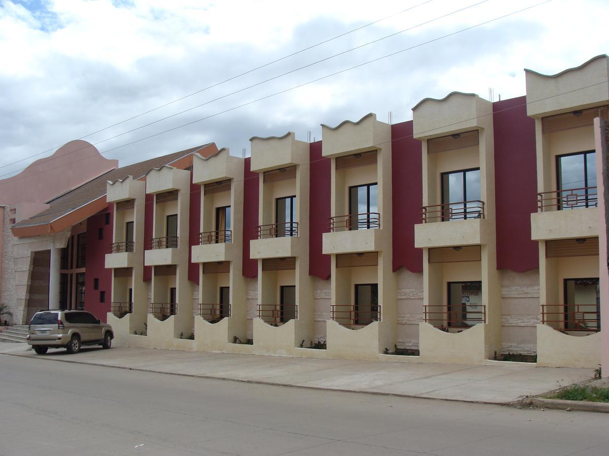 Hotel Plaza Maria Catacamas Exterior foto