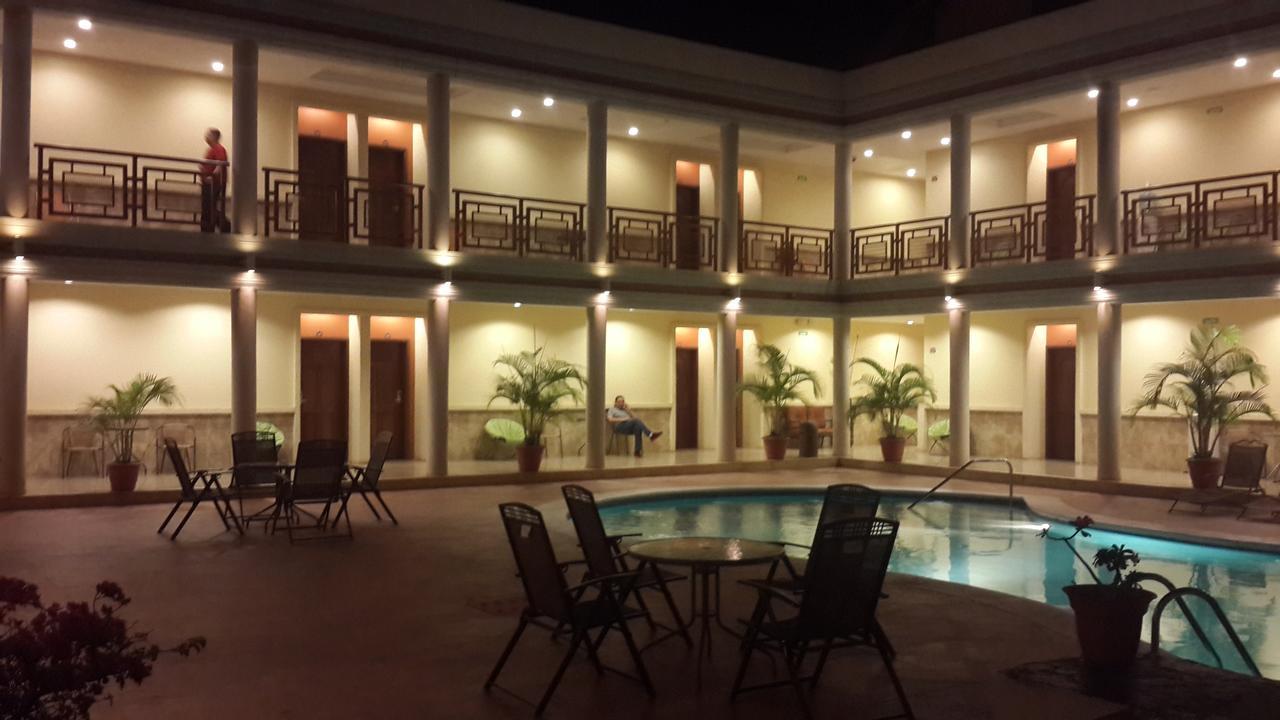 Hotel Plaza Maria Catacamas Exterior foto